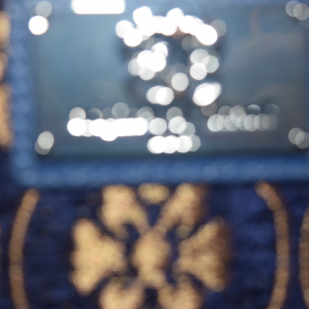 Handbag - Picture 2 of 5